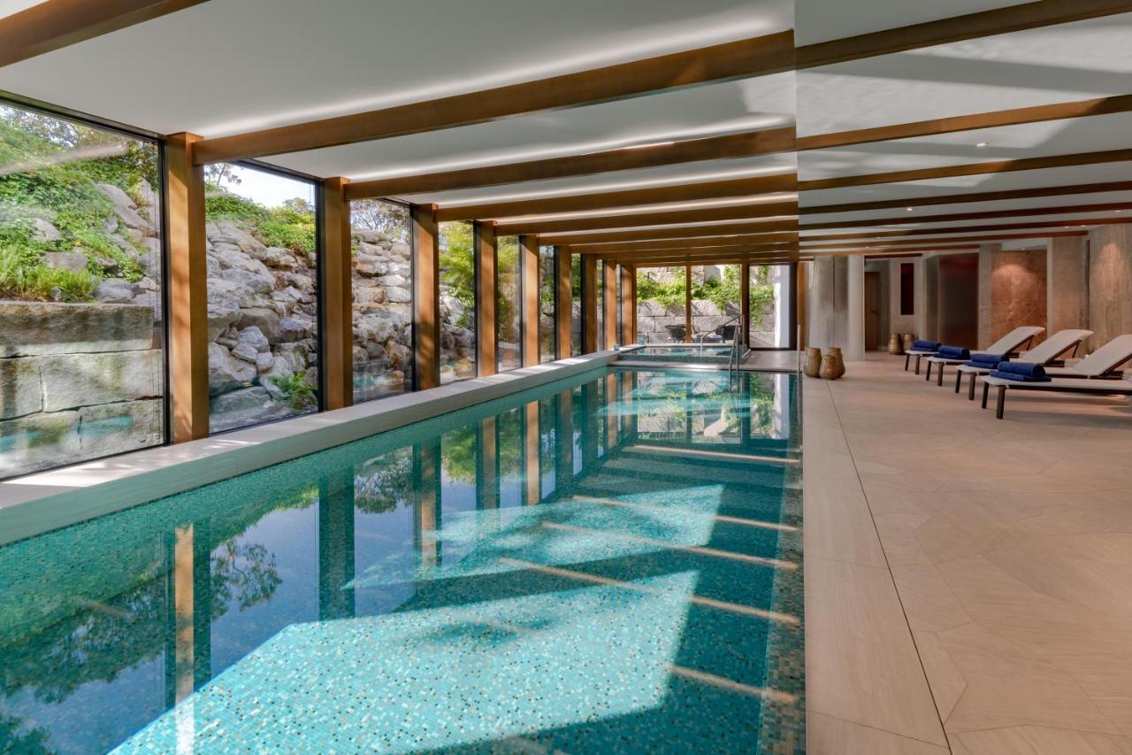Five Zurich - Luxury City Resort Kültér fotó The spa at The Westin Maldives